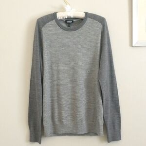 NWT EXPRESS Men's Two-Tone Gray Crewneck Sweater. Size/ M